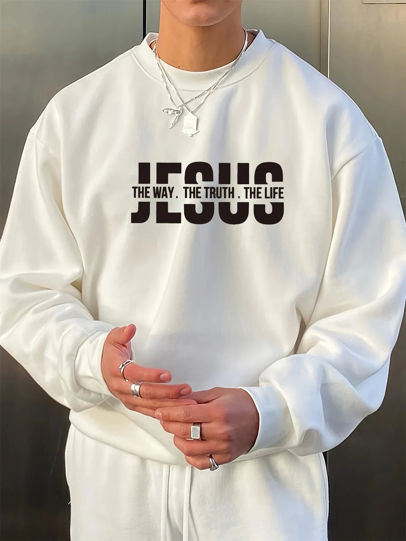 Men's autumn and winter fashionable casual loose Jesus truth life letter pattern printed long sleeved round neck sports shirt