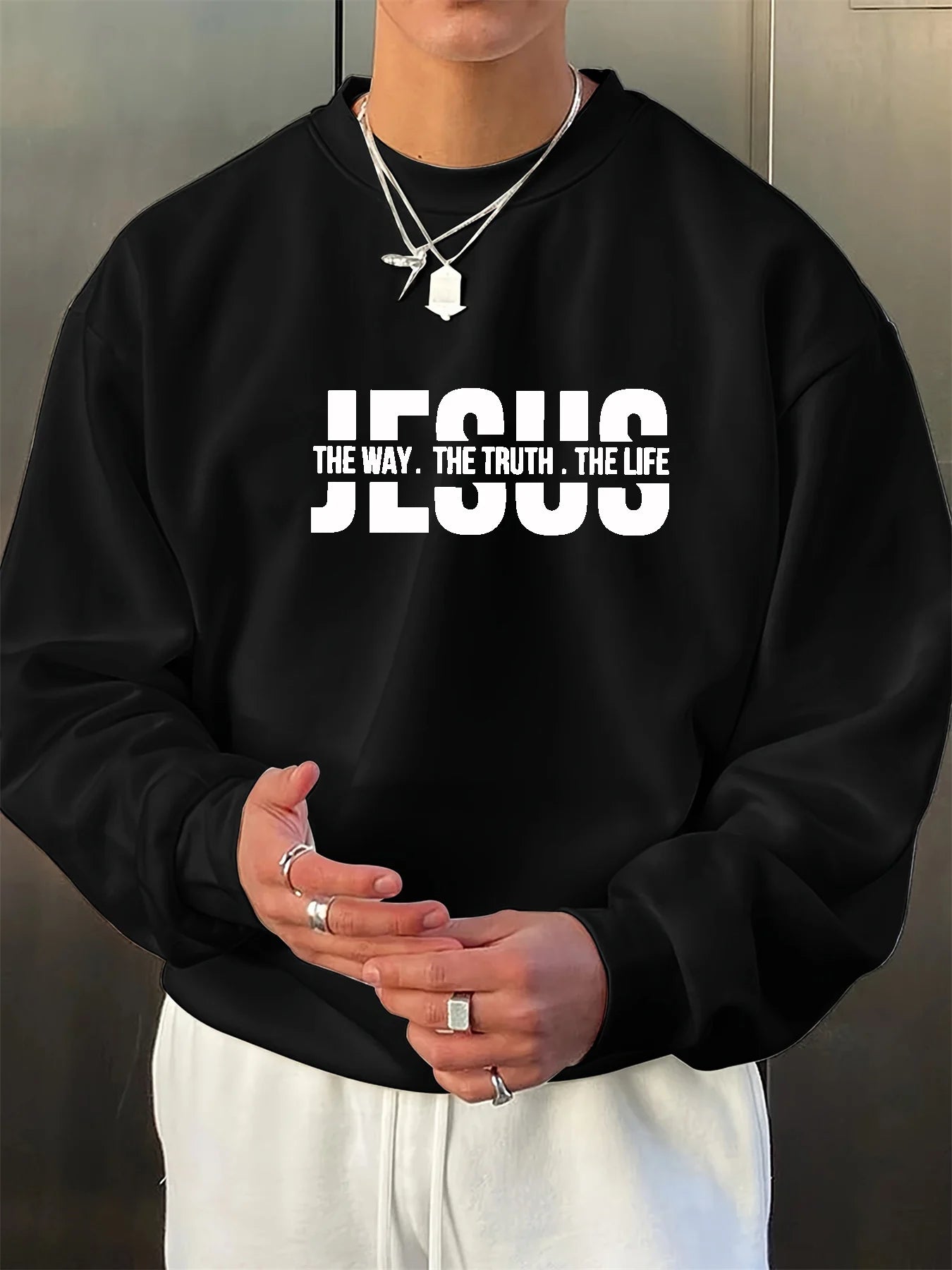 Men's autumn and winter fashionable casual loose Jesus truth life letter pattern printed long sleeved round neck sports shirt